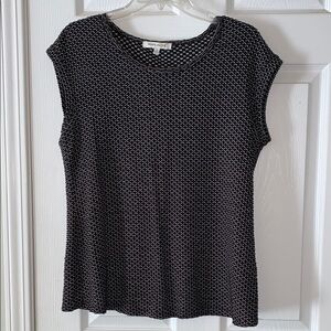 Rose & Olive Black and White Geometric Top